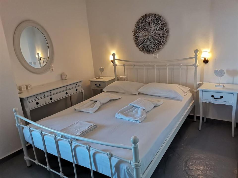 Elia Apartments Agios Romanos Exterior photo